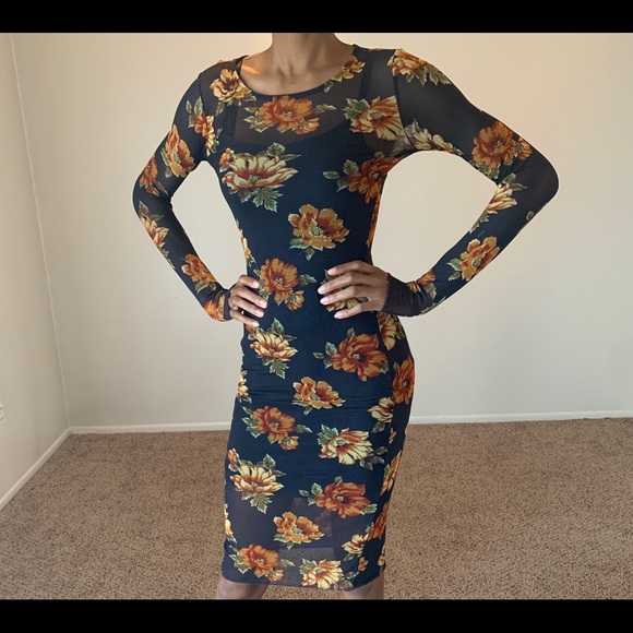 Long sleeved mesh floral dress - Picture 1 of 3